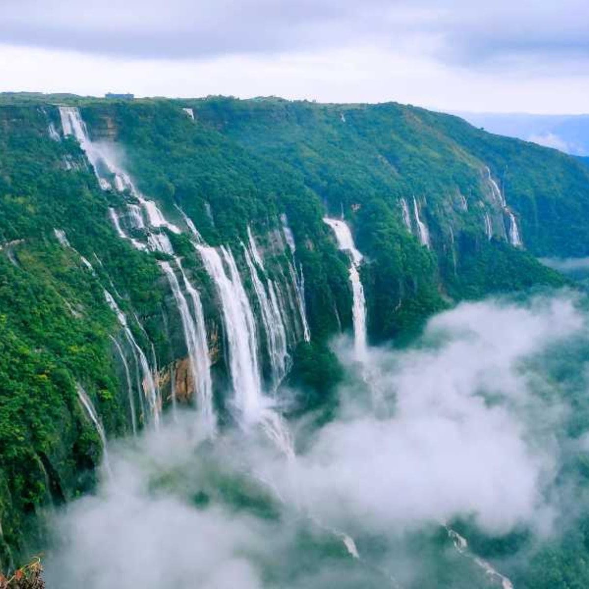 Meghalaya Tour Package – 6 Nights / 7 Days